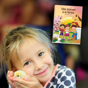 Petite fille devient héros de livre personnalisé aventure à la ferme